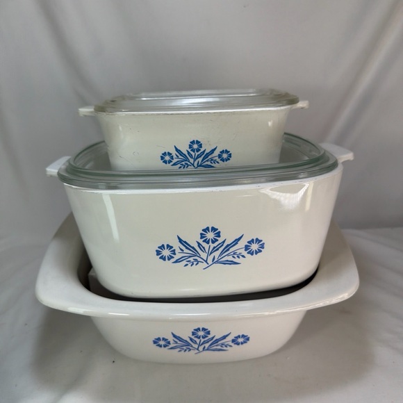 Corningware Other - Corningware White and Blue Floral Dish Set